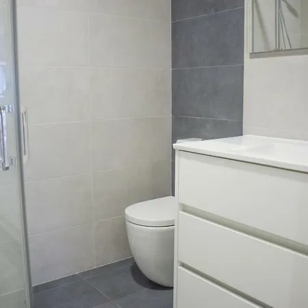 公寓 Modern & Spacious Near La Concha Bay *