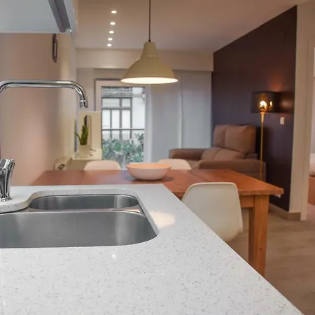 Modern & Spacious Near La Concha Bay Apartament *