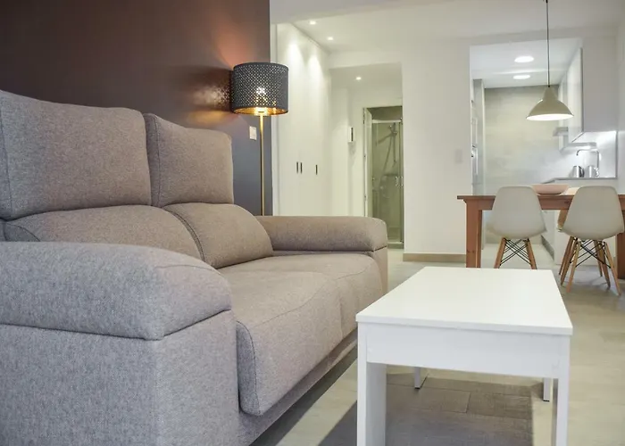 Modern & Spacious Near La Concha Bay Saint-Sébastien